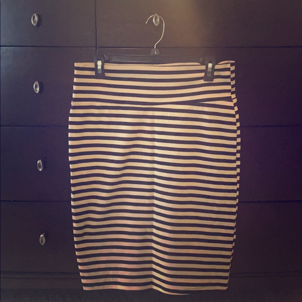LuLaRoe Cassie Skirt
